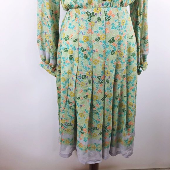 🍀 Vtg Spring Pleated Secretary Dress - Picture 8 of 9